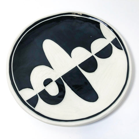 Black and White Clay Dinner Plate