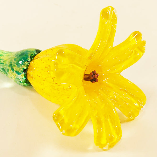 Opaque Yellow Daisy Glass Flower