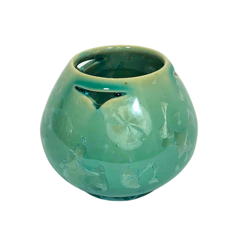 Cut-out Vase Jade