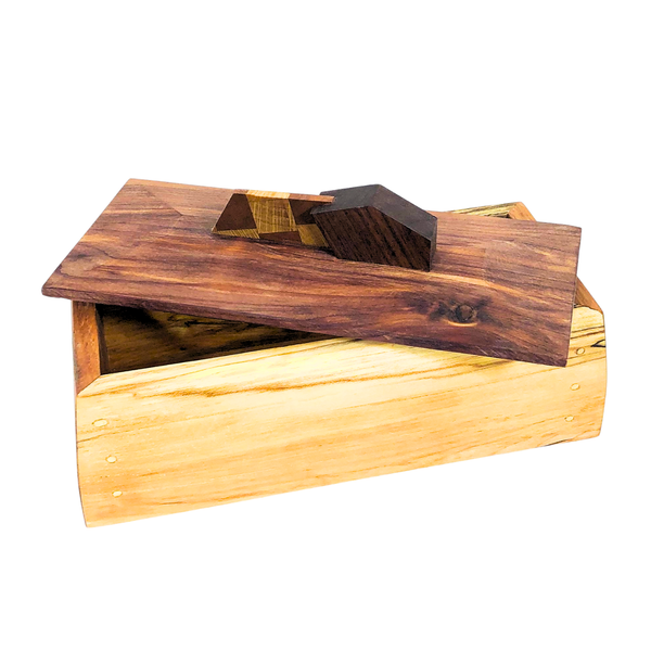 10X4X3 Box w/ Checkered Handle