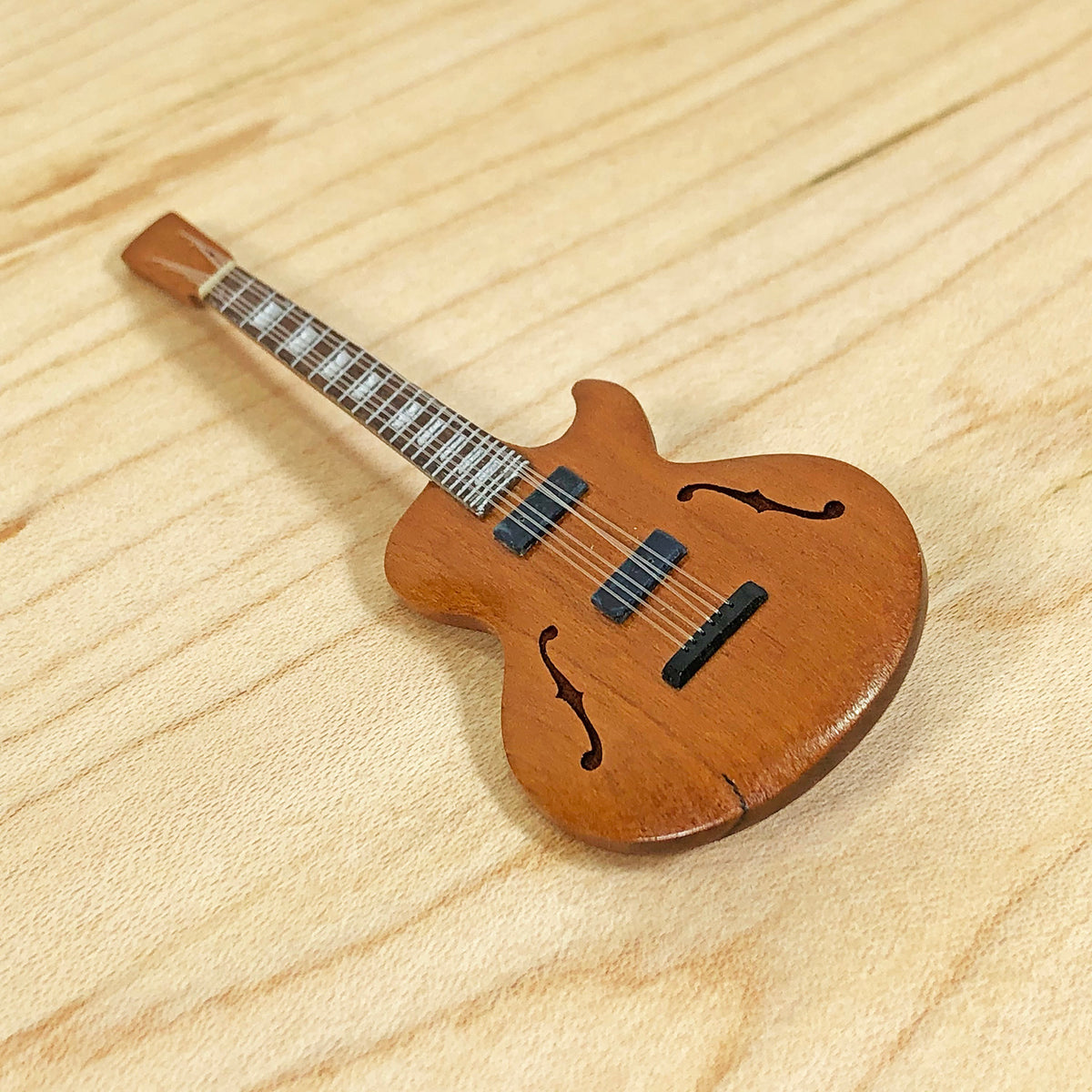 Jazz Guitar Pin – bluestemcrafts