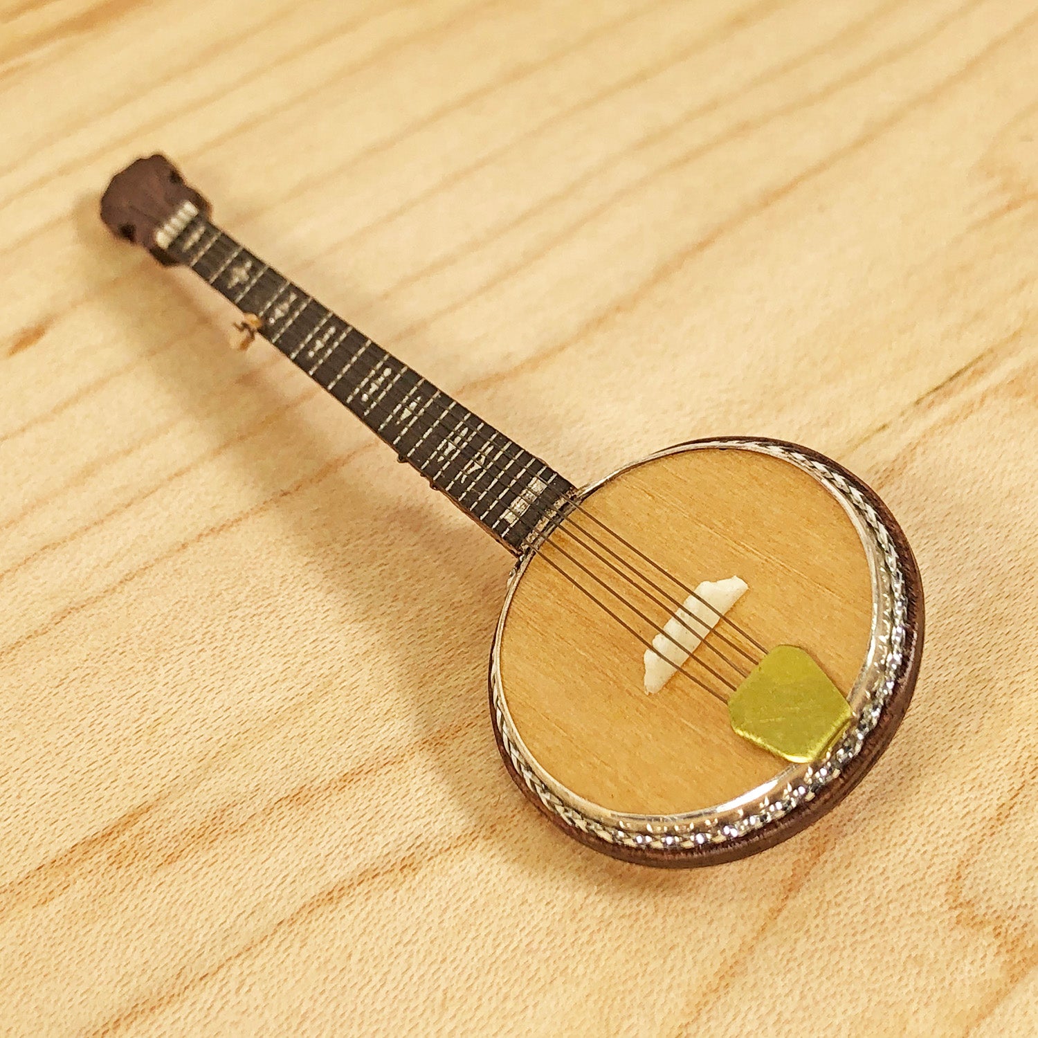 Banjo Pin